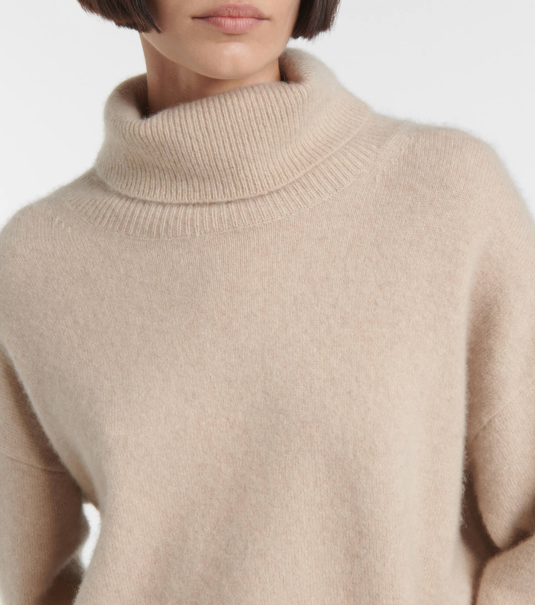 Cashmere turtleneck sweater - 4