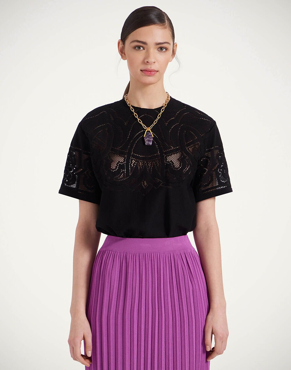 Lacey House T-Shirt - 2