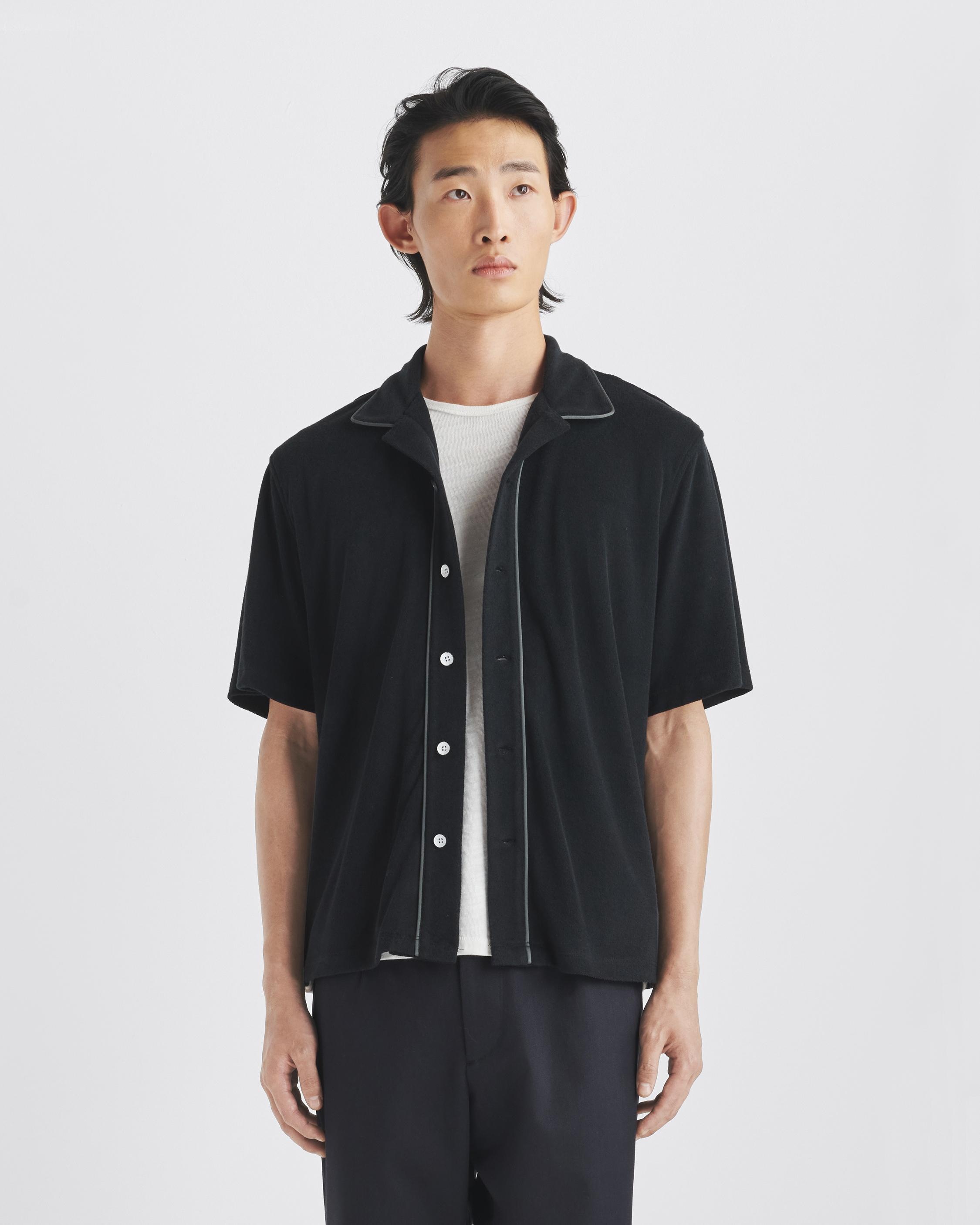 Avery Toweling Shirt
Classic Fit Button Down - 3