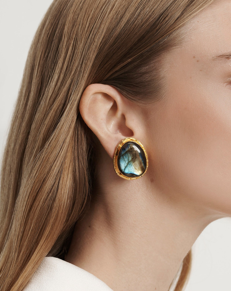VERONICA BEARD MACAROON LABRADORITE EARRING outlook