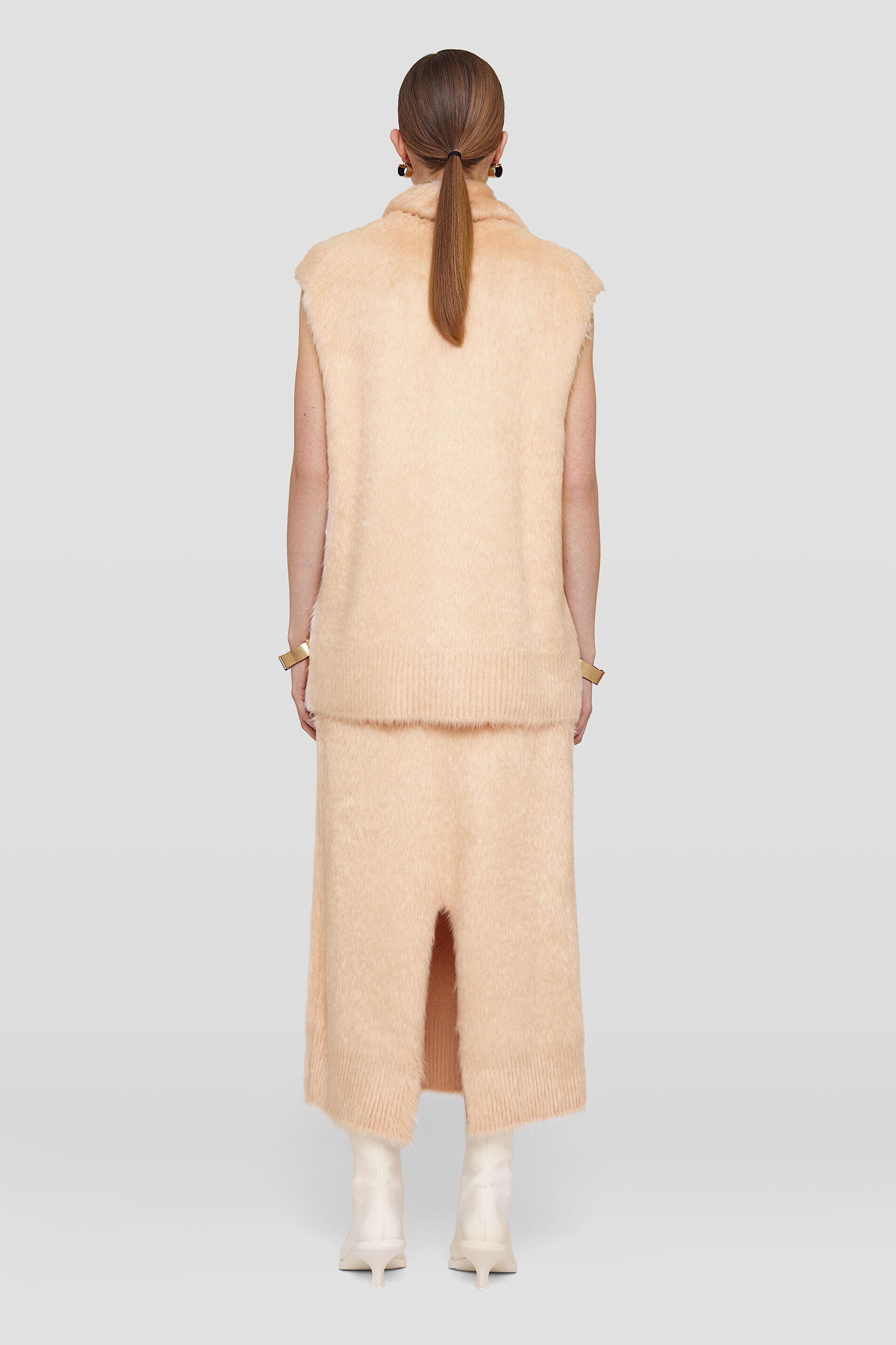 Crew-Neck Vest - 4