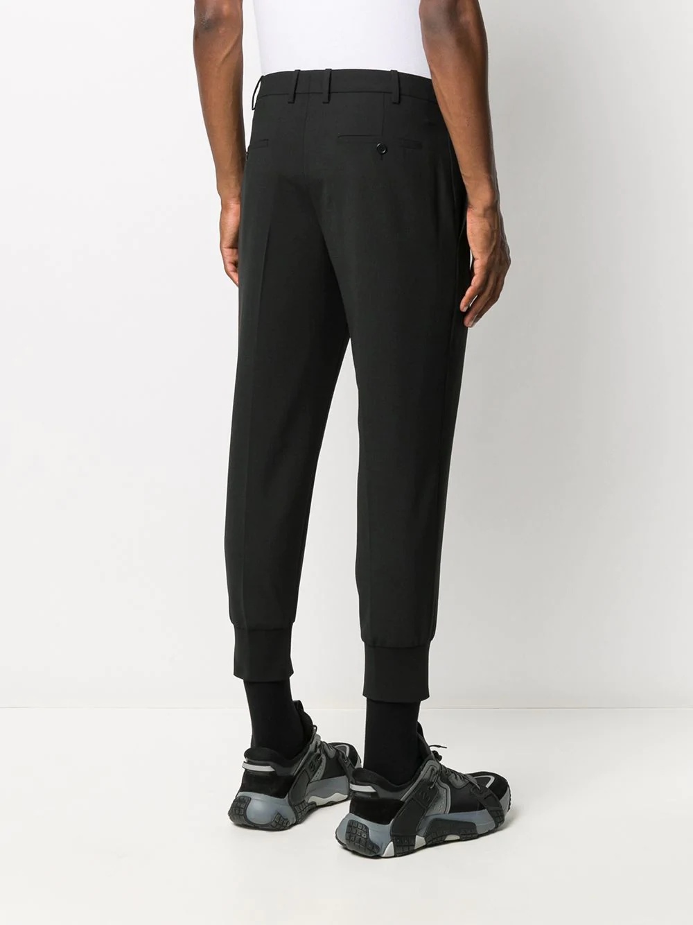 elasticated-ankle tapered trousers - 4