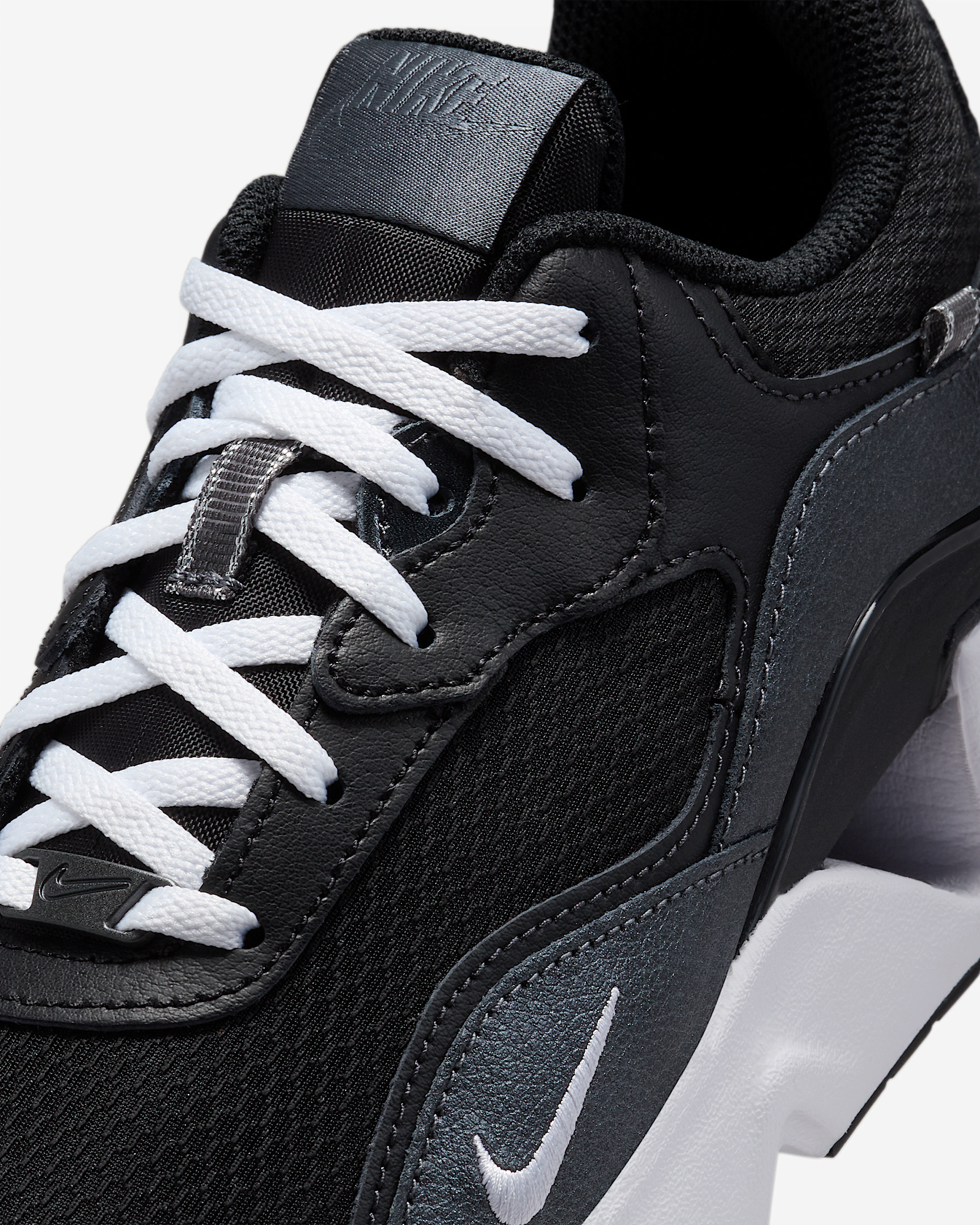 Nike Ryz 365 2 Women's Shoes - 7
