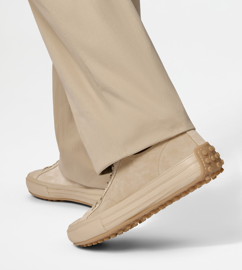 Tod's SNEAKERS IN SUEDE - BEIGE outlook