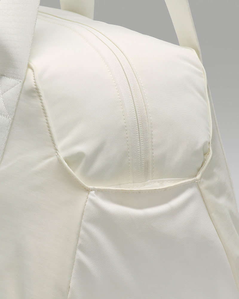 Jordan Alpha Duffel Bag (46.8L) 8