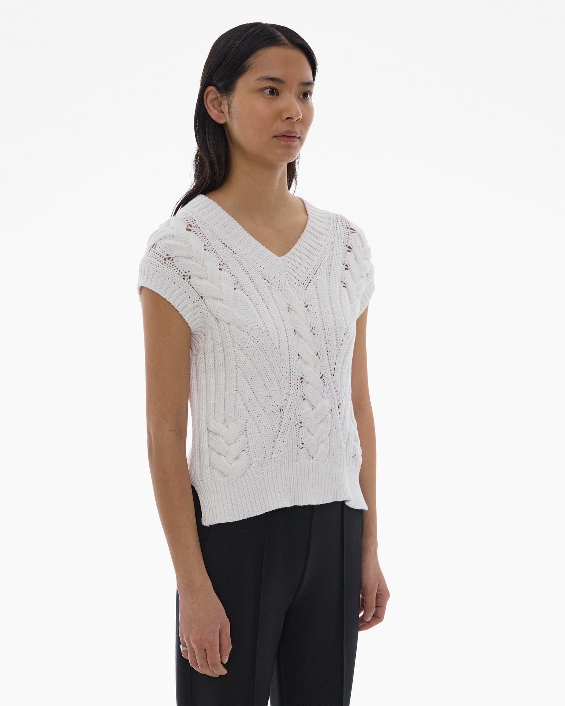 CABLE KNIT SWEATER VEST - 5