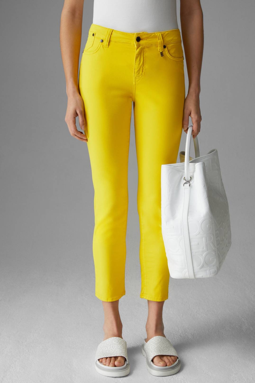 JULIE 7/8 PANTS IN YELLOW - 2