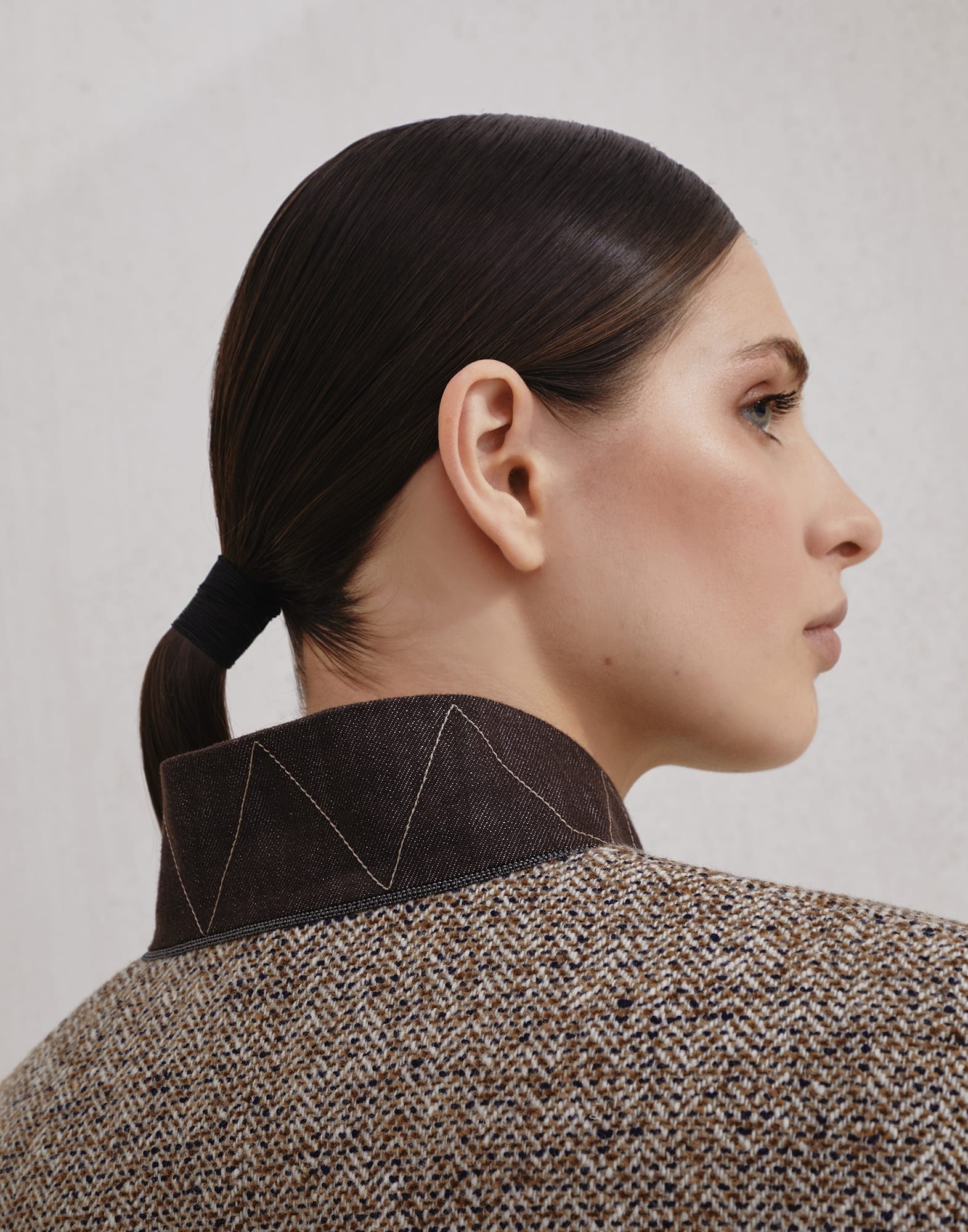 Flecked virgin wool and silk chevron vest with leather belt and monili - 3
