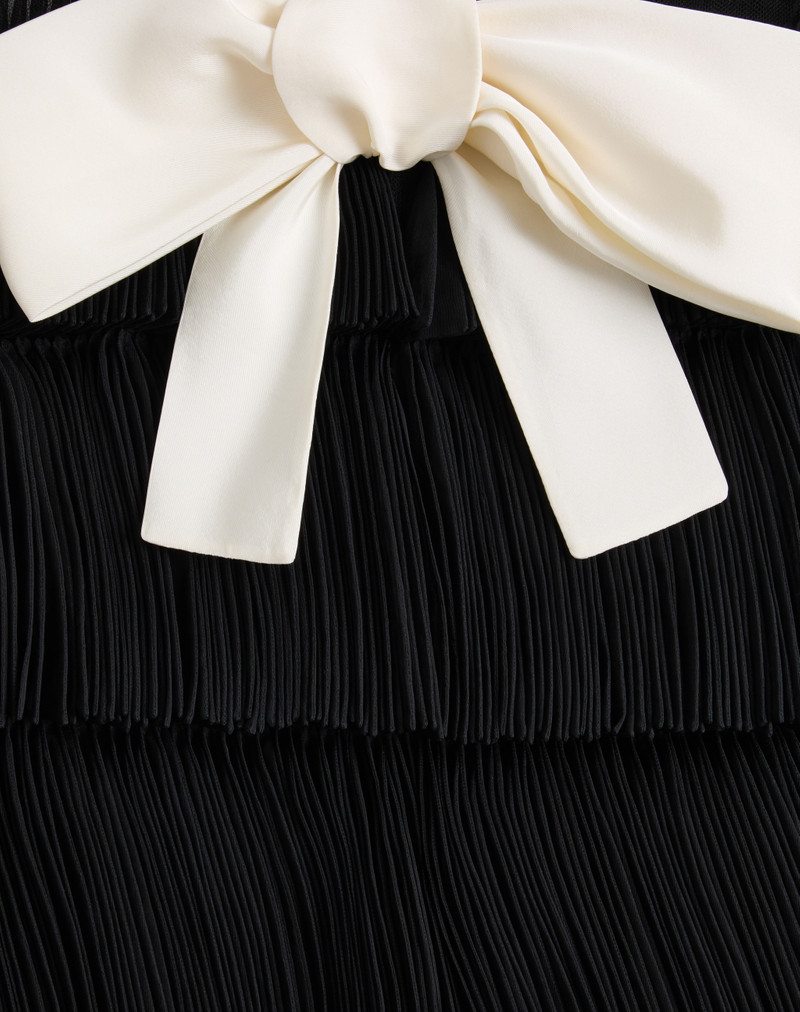 EMBROIDERED ORGANZA CAPE 3
