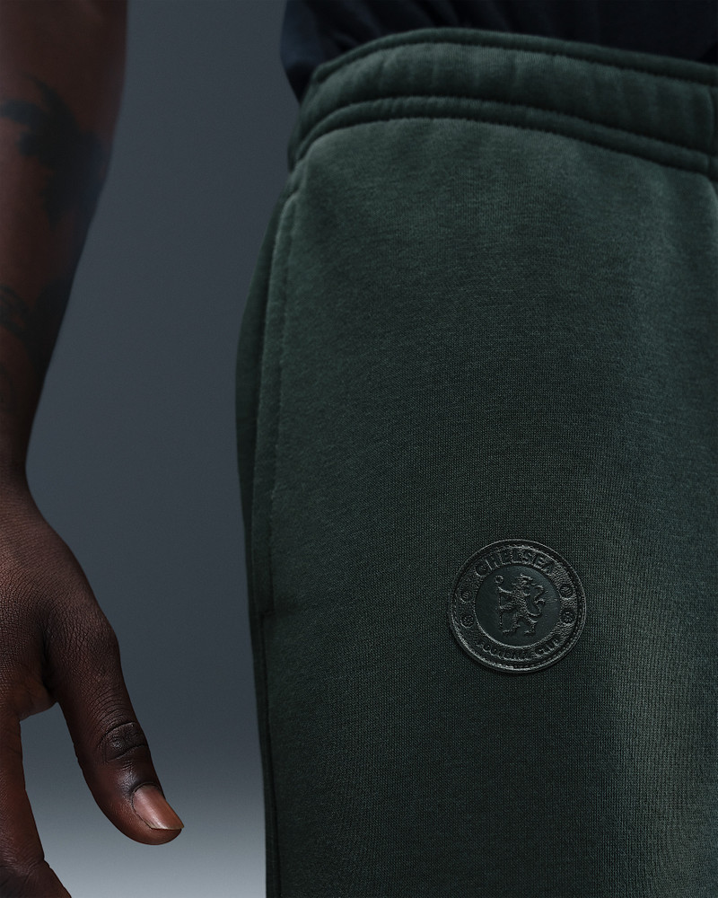 Chelsea FC Club Men's Nike Soccer Joggers 6