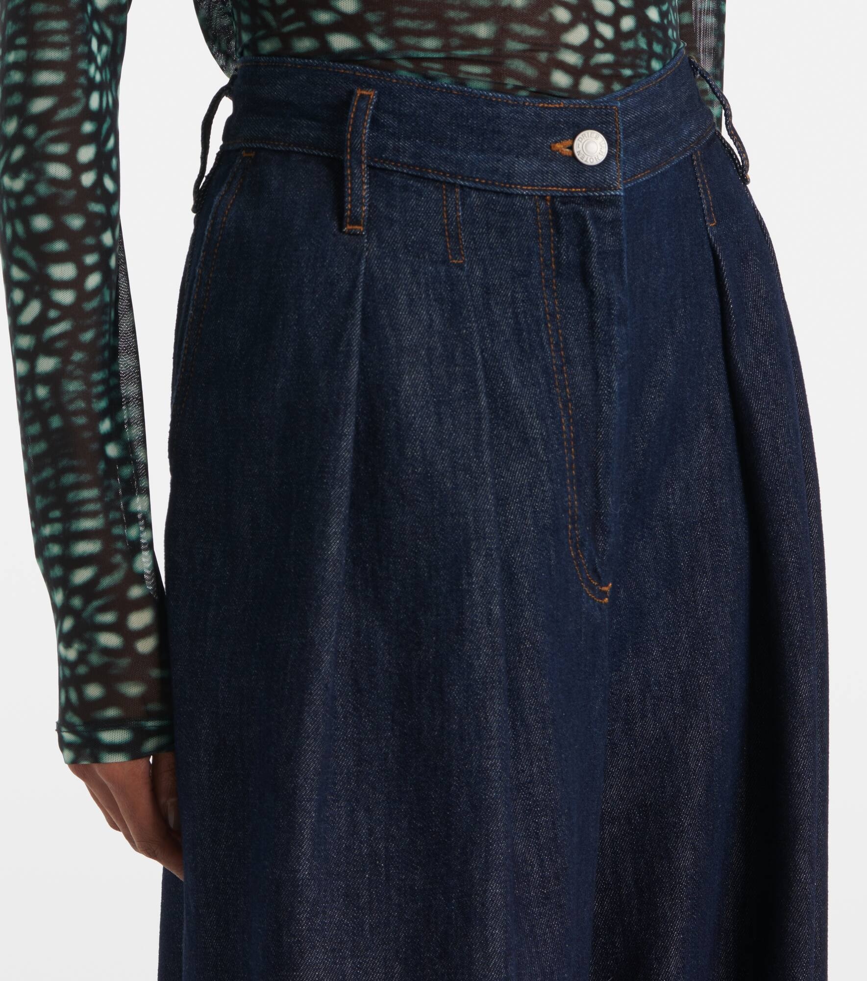 Pleated high-rise wide-leg pants - 4
