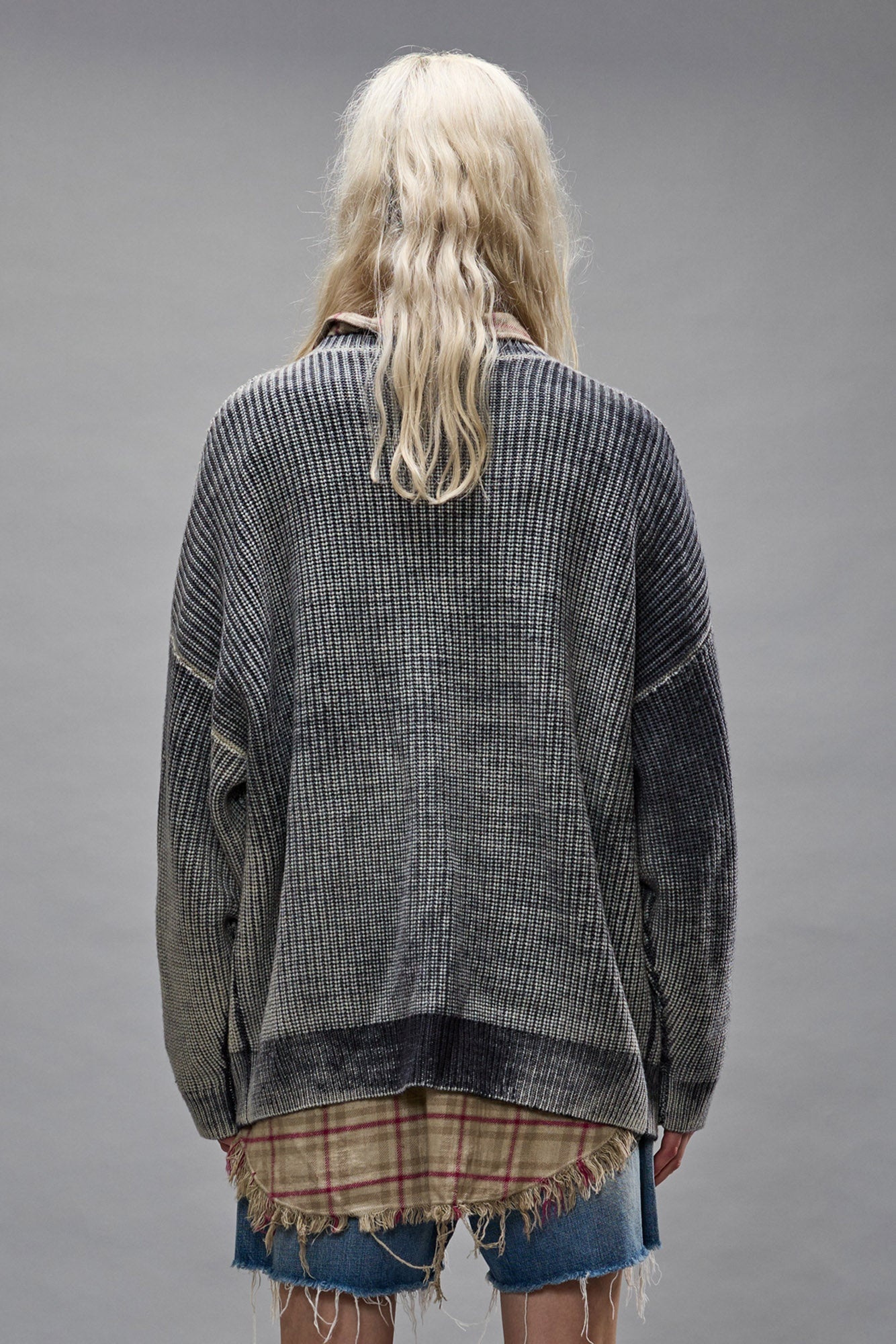 OVERSIZED CARDIGAN - DISTRESSED BLACK - 6