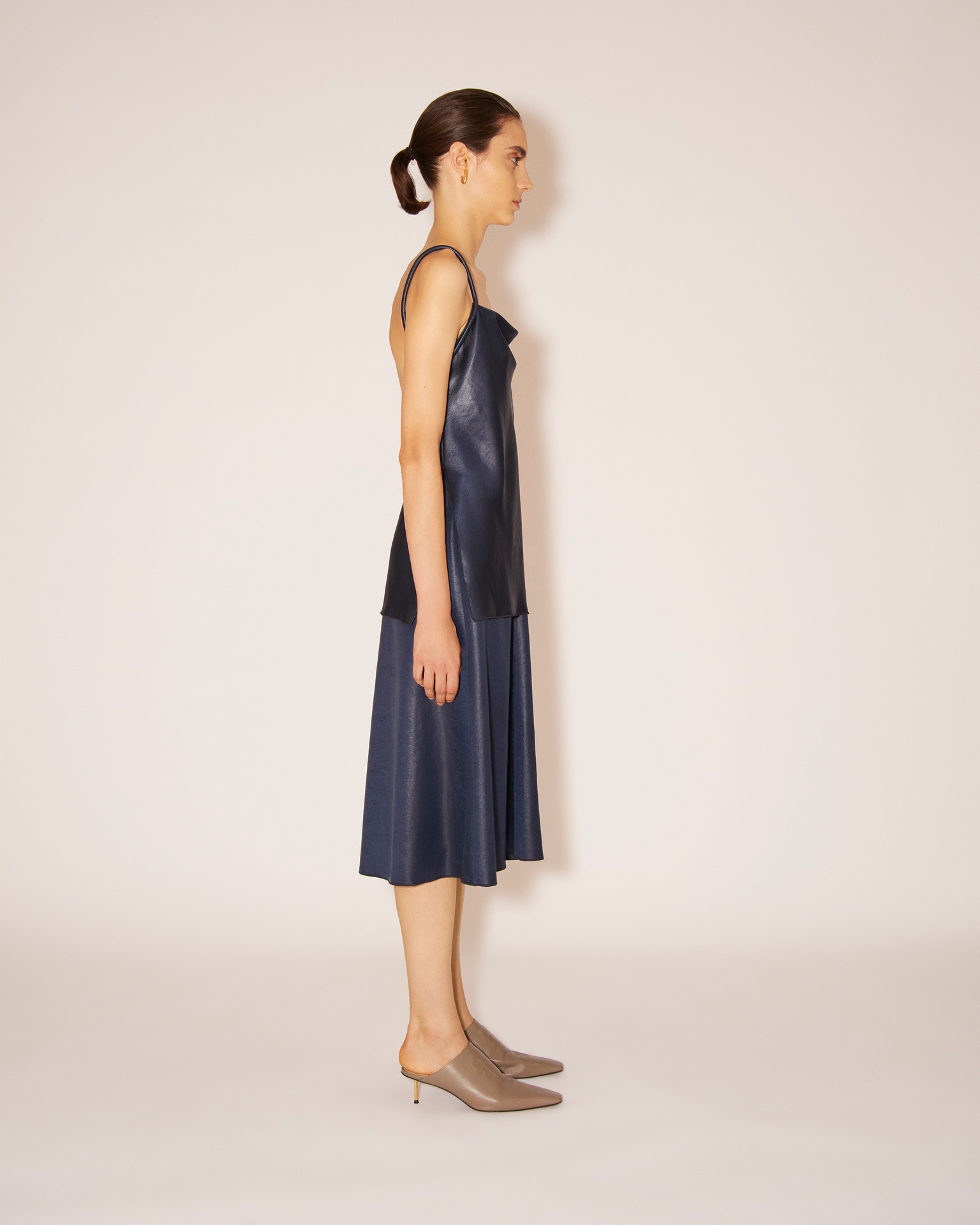 ZOYA - Glossy satin knee-length skirt - Navy - 3