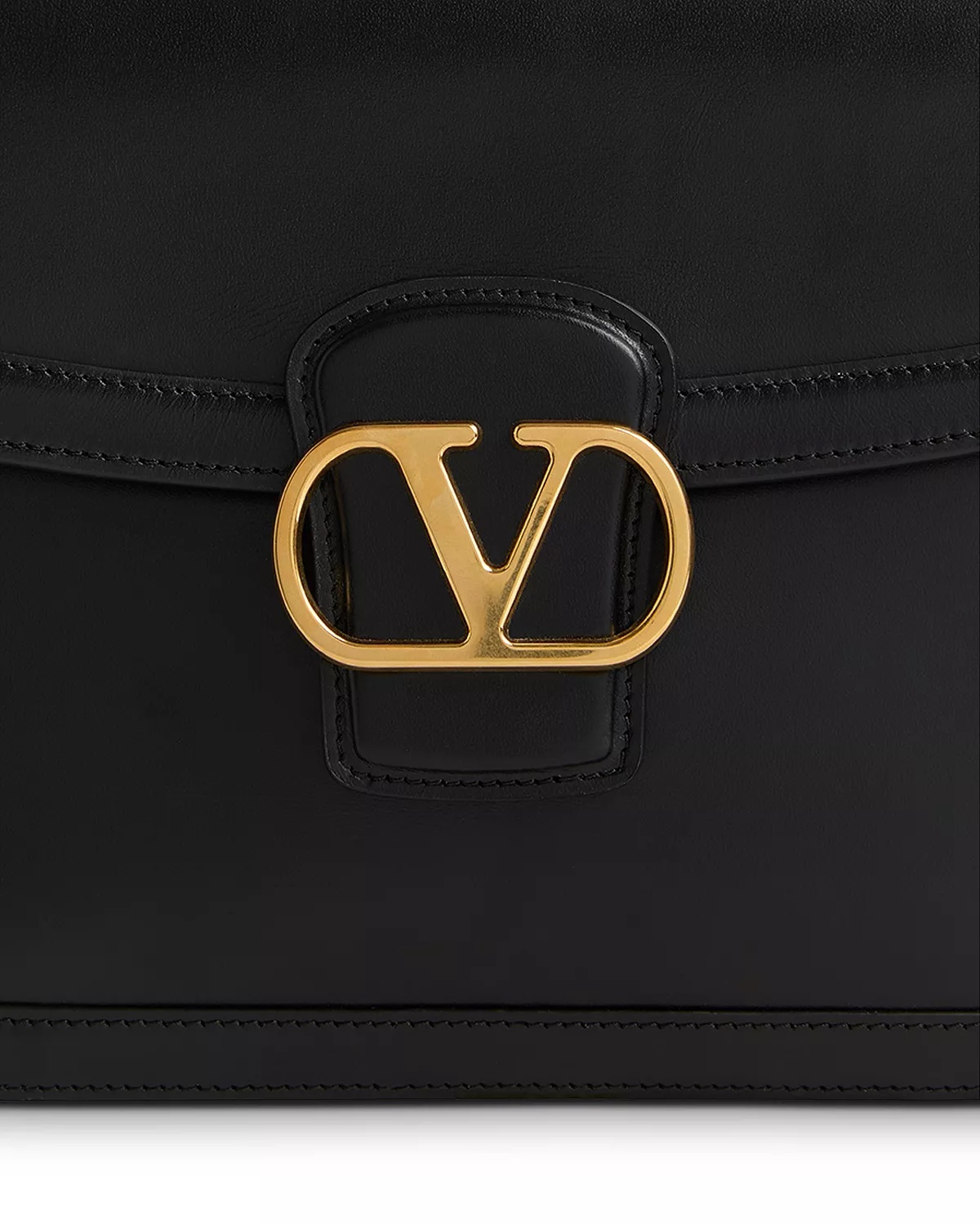 Leather Shoulder Bag - 7