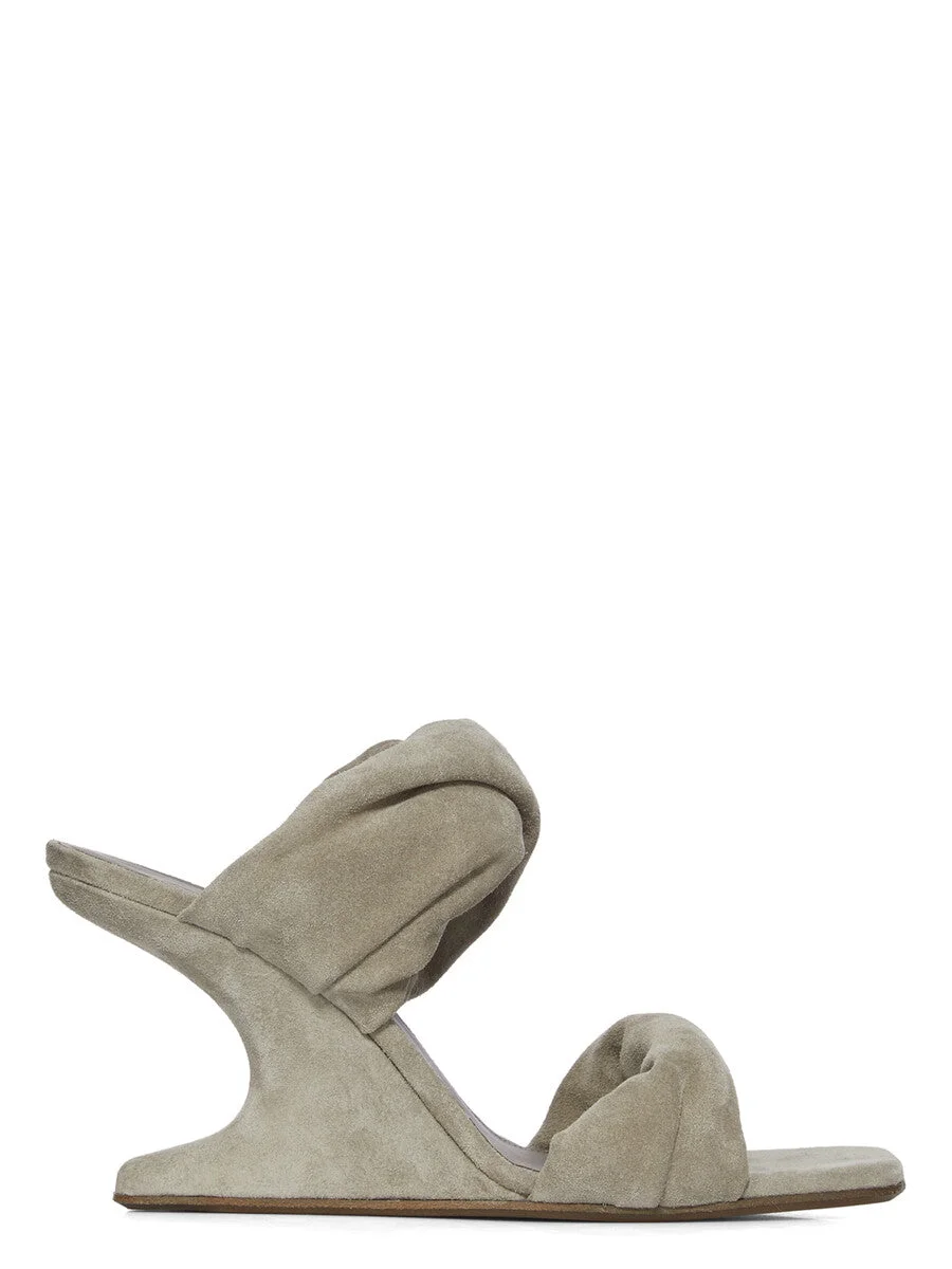 TWISTED CANTILEVER 8 - 1