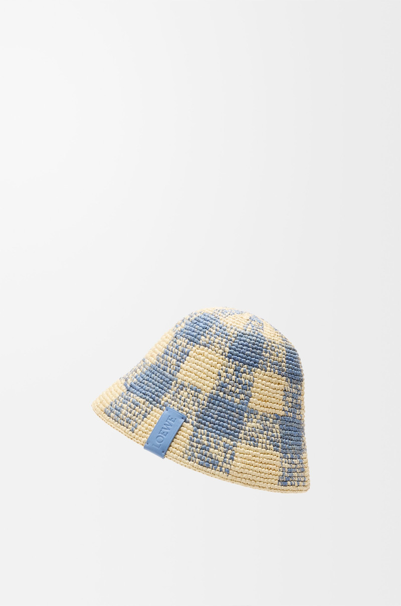 Bucket hat in raffia 4