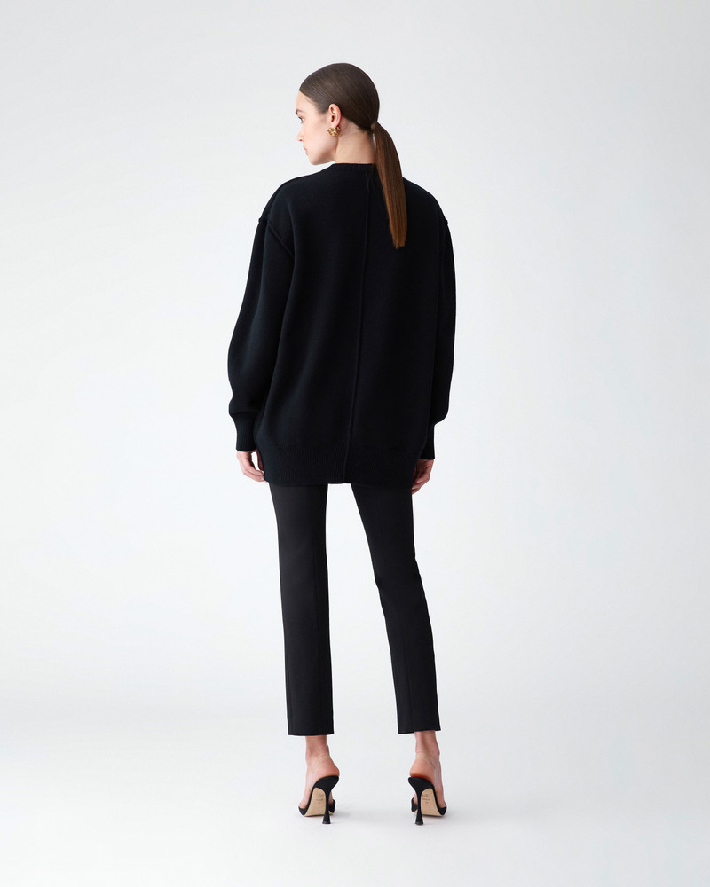 Chrysanthemum-Embroidered Oversized Sweater 3