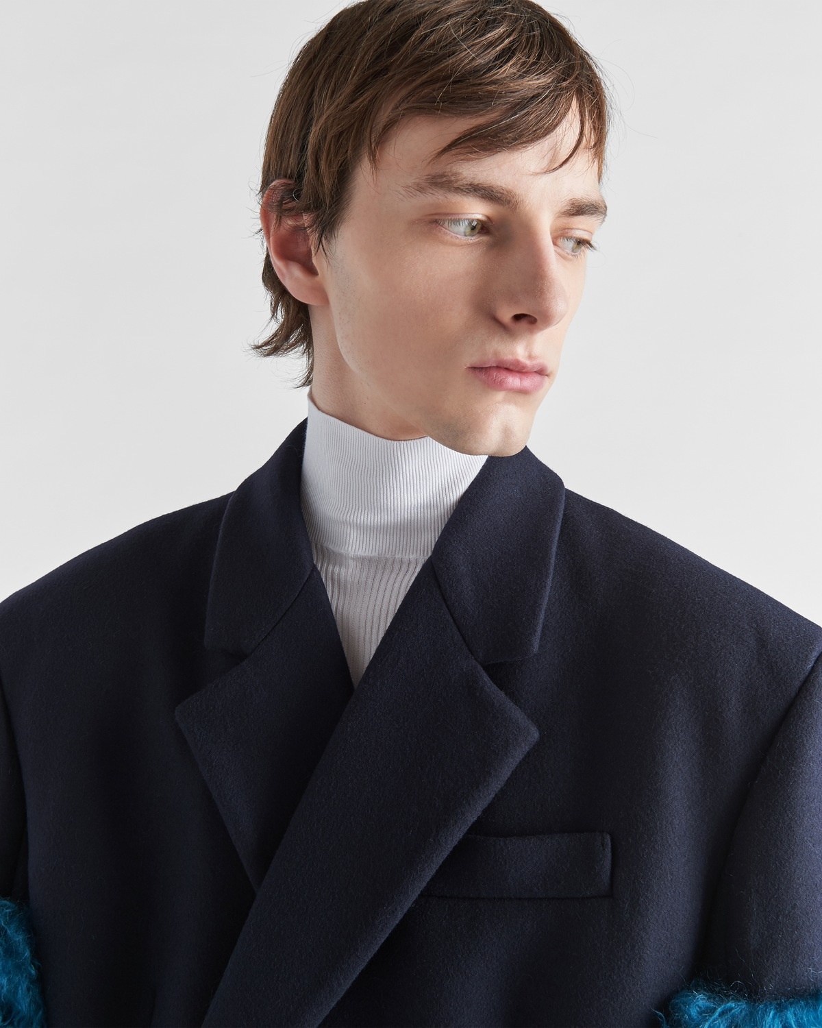 Double-breasted wool coat - 3
