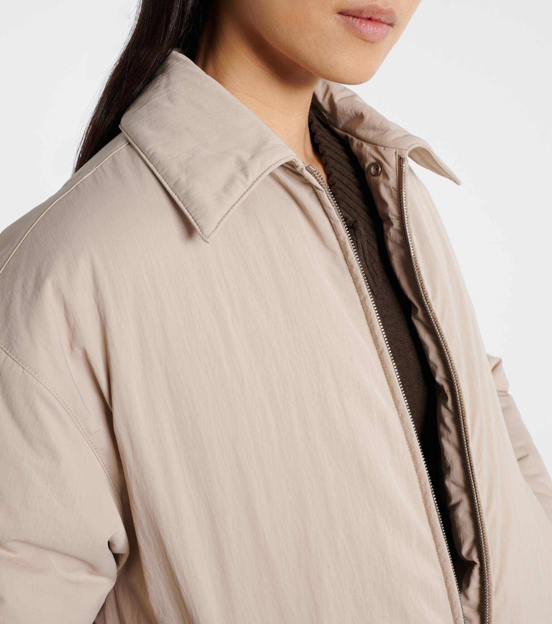 Intrecciato leather-trimmed down jacket - 7