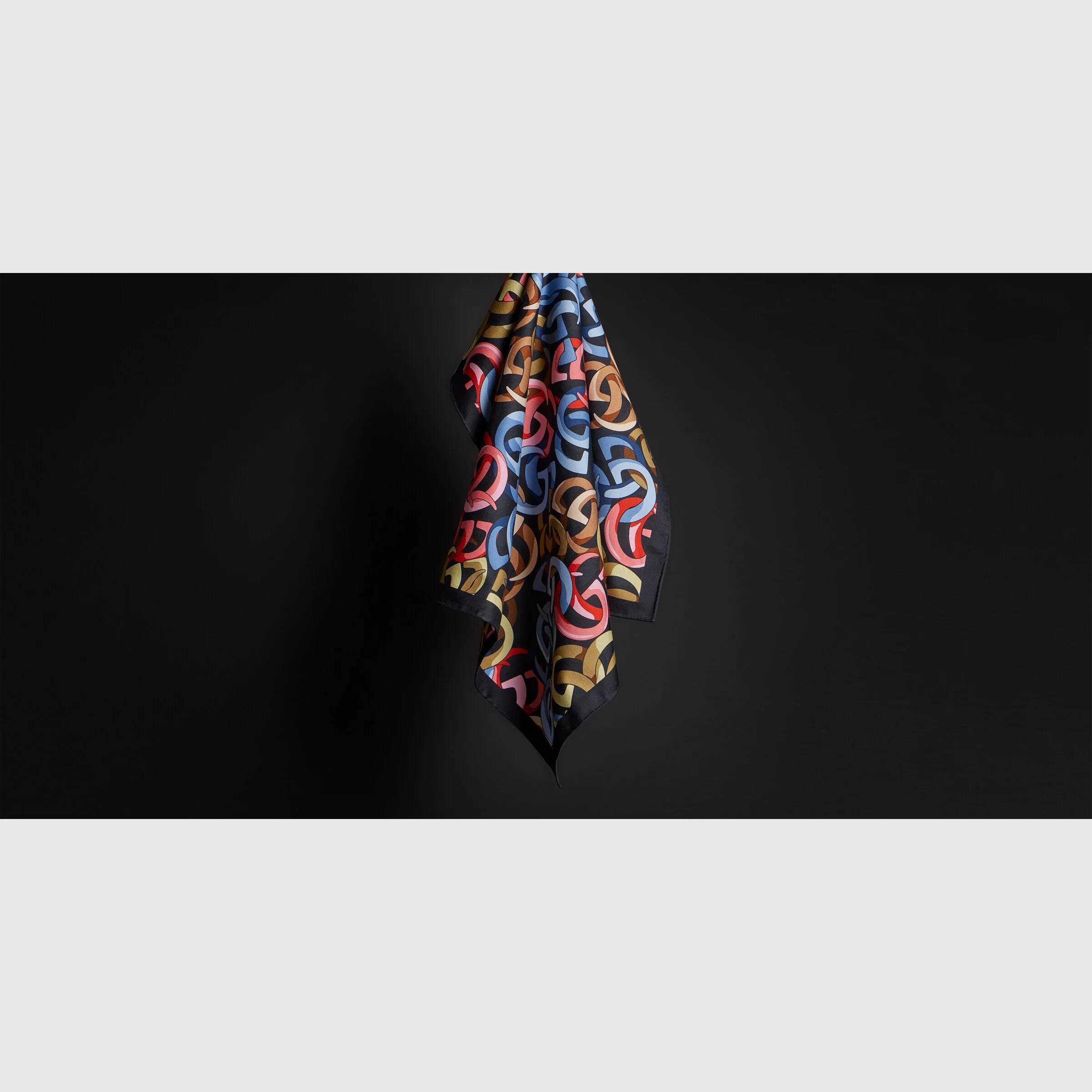 Printed silk pocket square - 1