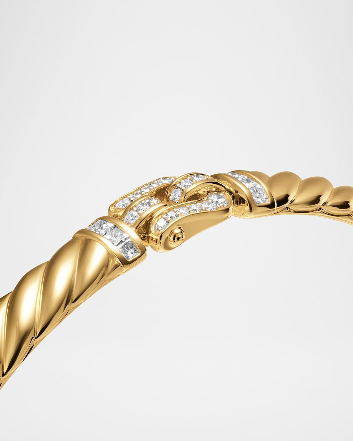 Sculpted Cable Buckle Bracelet with Diamonds in 18K Gold, 6mm - 5