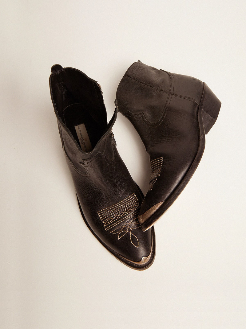 Golden Goose Women's leather ankle boots with western decoration outlook