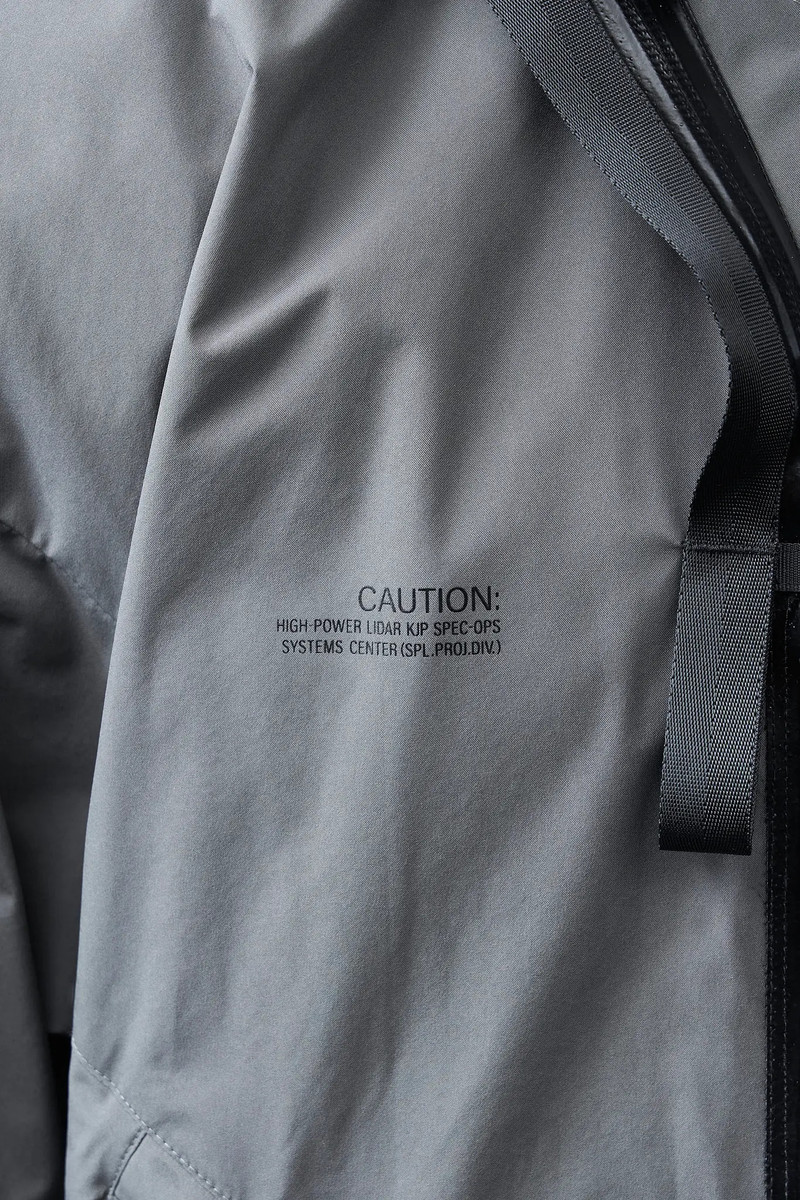 J91U-WSKP Windstopper® Modular Jacket 32
