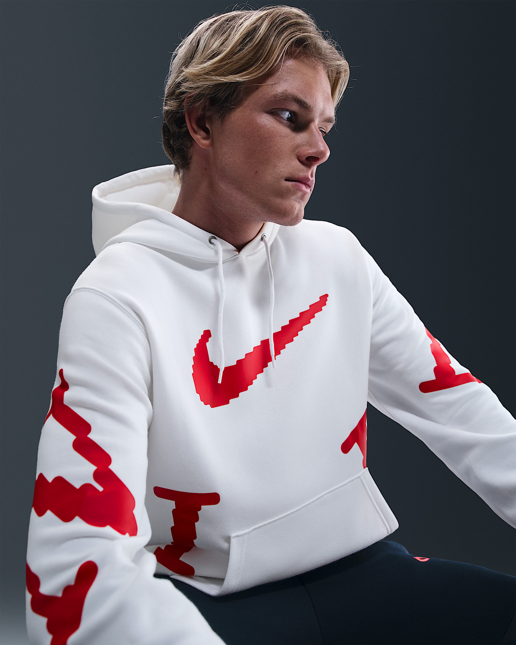 Nike Sportswear Club Men's Fleece Hoodie - 3