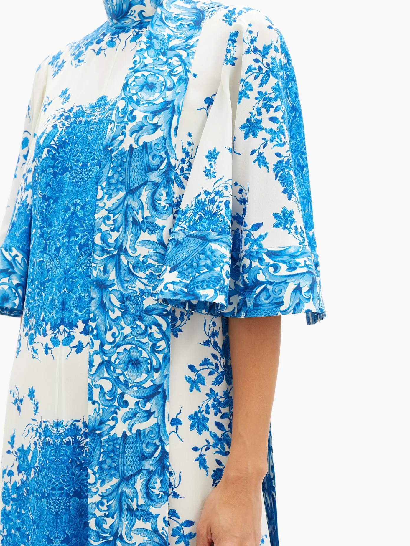 Delft-print scarf-neck silk midi dress - 3