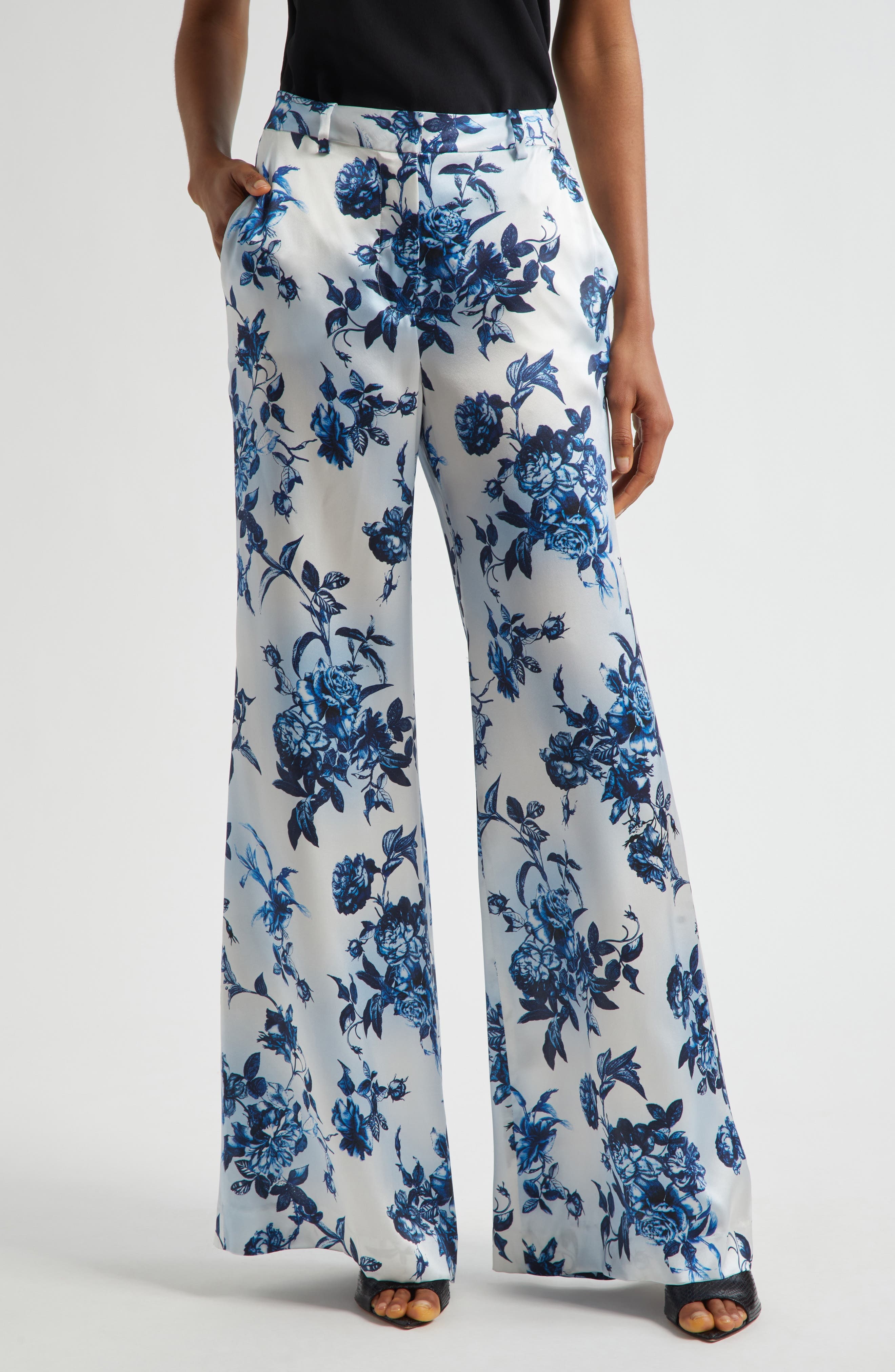 L'AGENCE Pilar Rose Print Wide Leg Silk Pants in White/Blue Painterly Floral at Nordstrom - 1