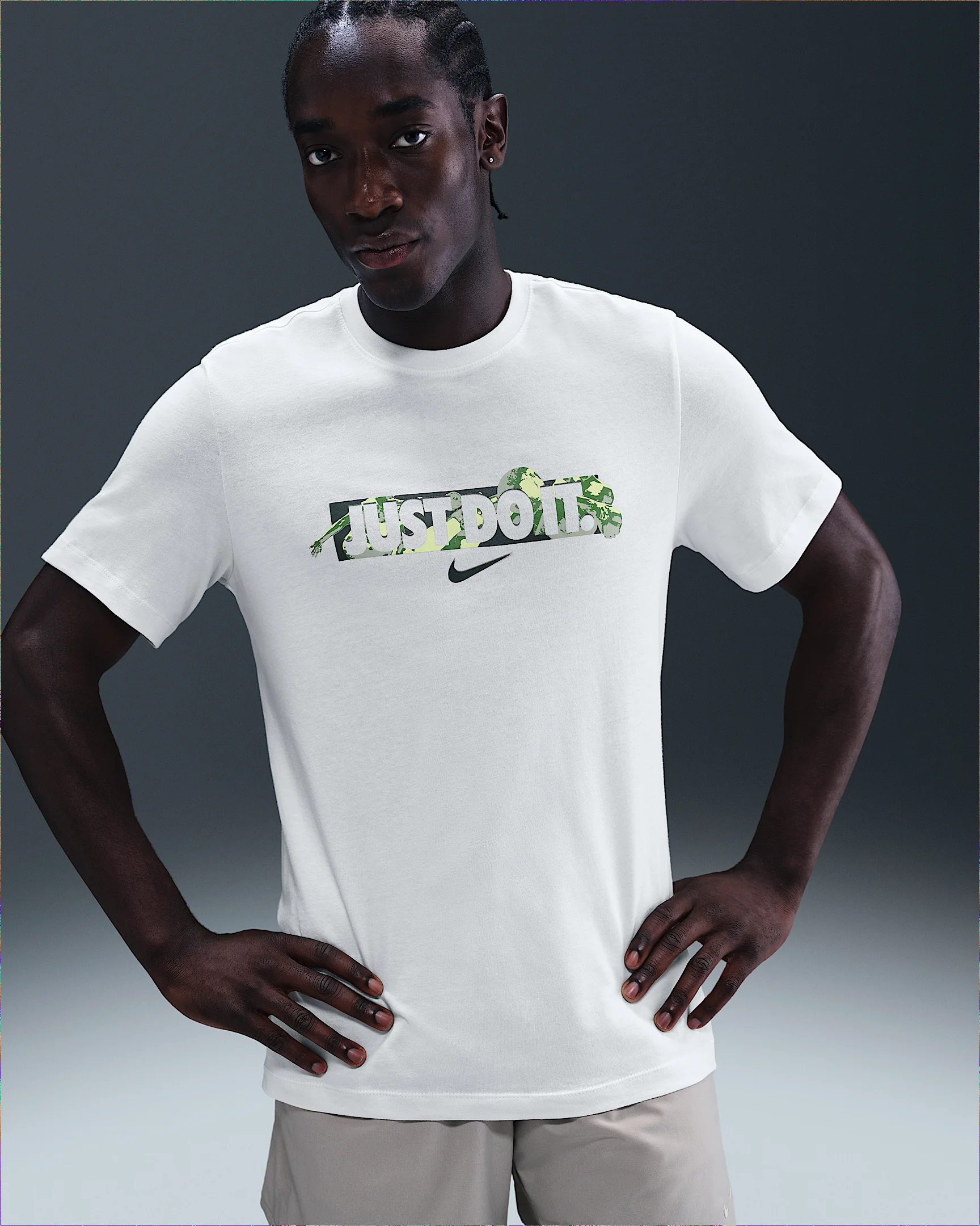 Nike Men's T-Shirt - 1