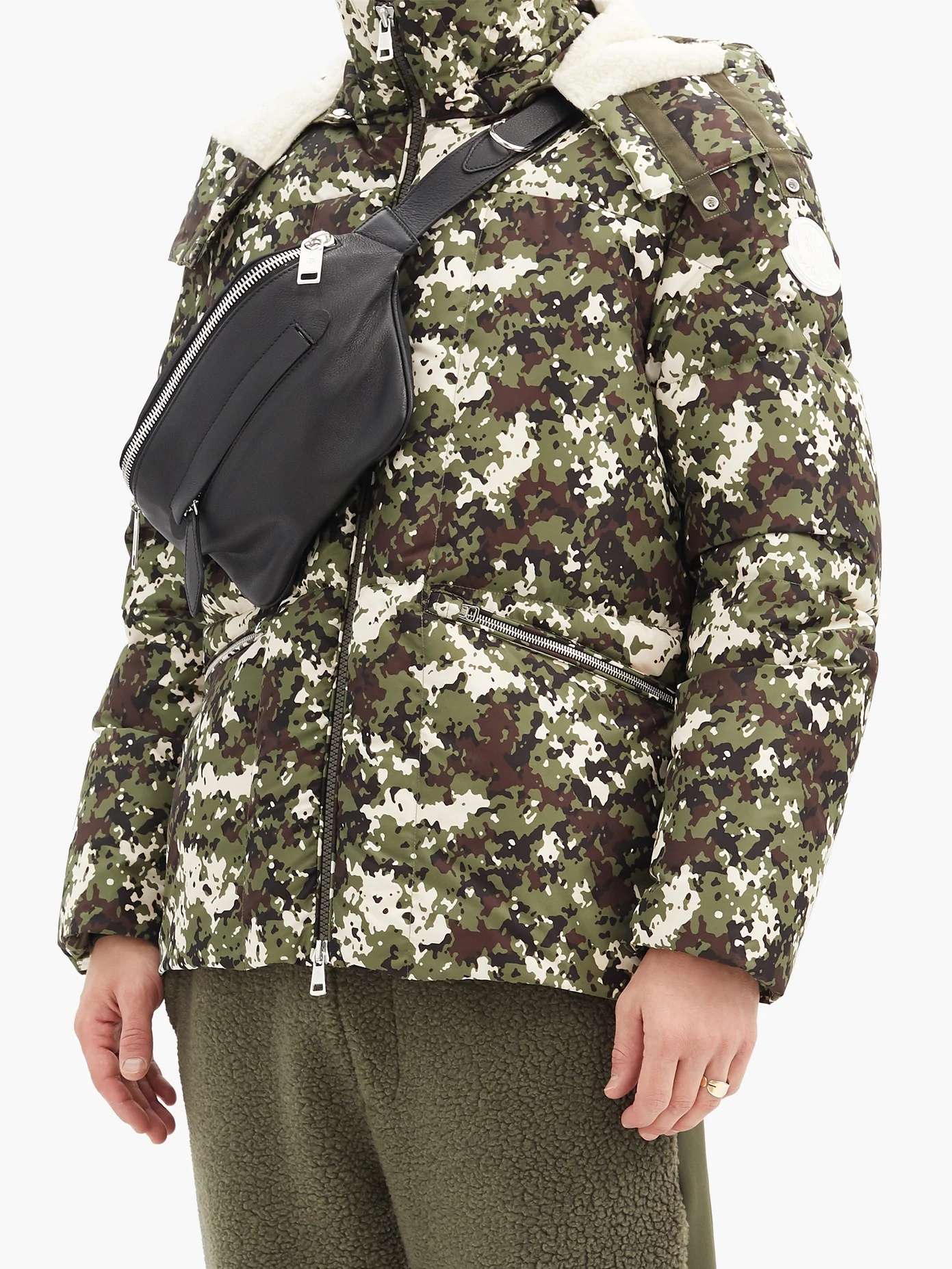 Blanc camouflage-print quilted down coat - 6