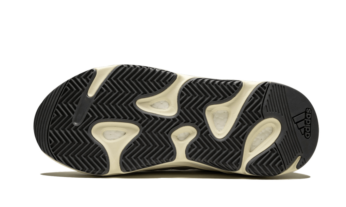 Yeezy Boost 700 - 5