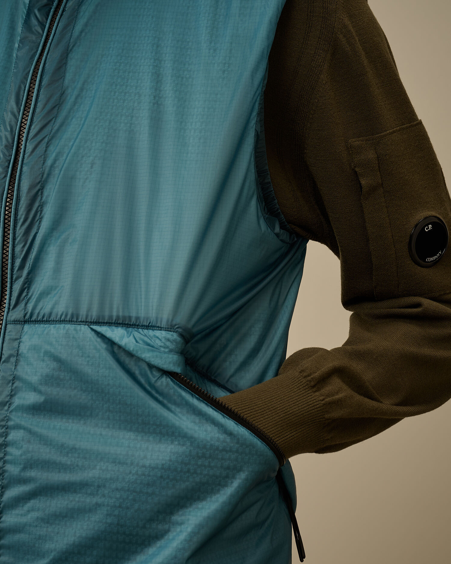 Nada Shell Goggle Padded Gilet - 5