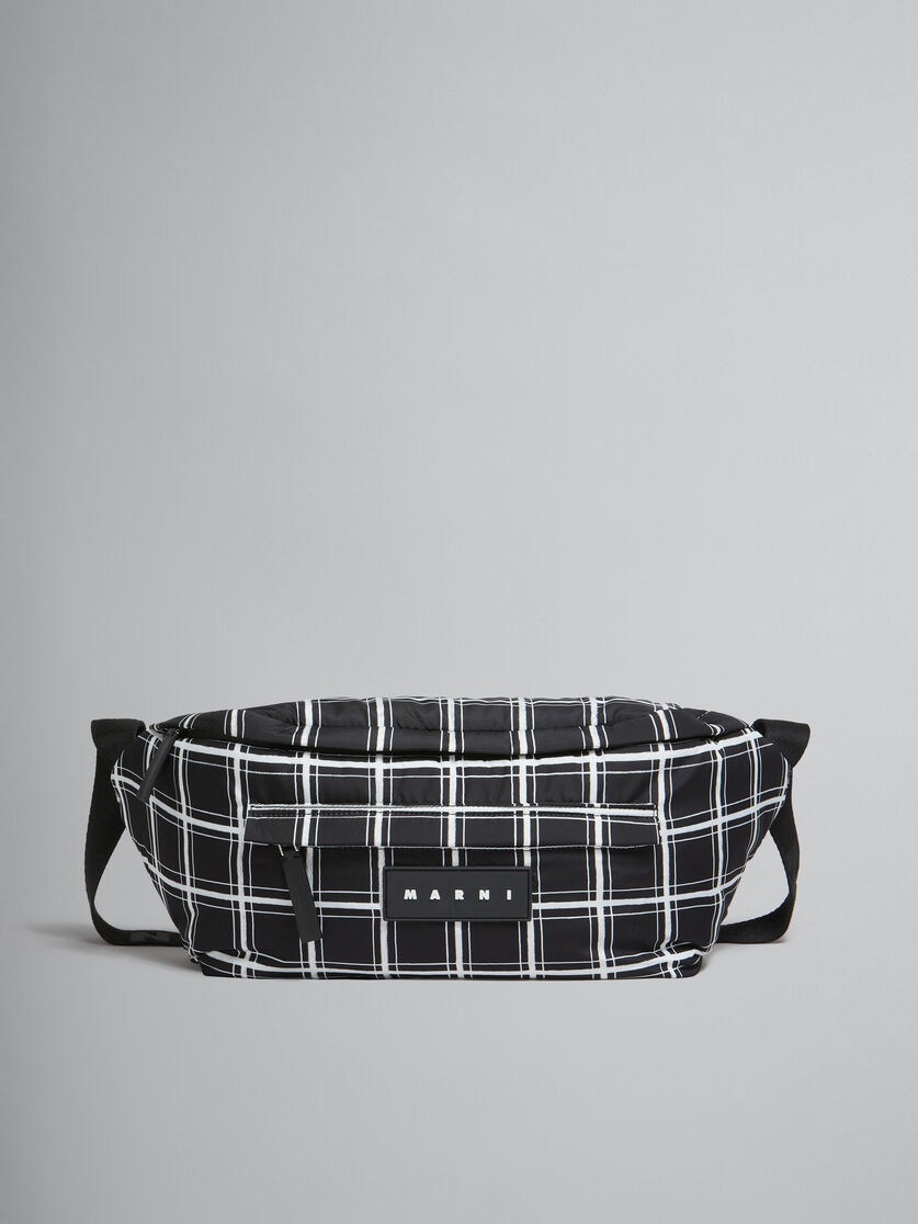 BLACK CHECKED PUFF BELT BAG - 1