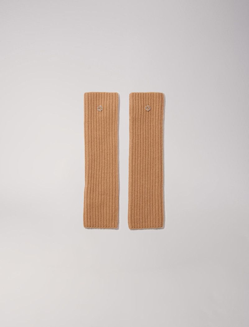 Wool and cashmere mittens 1