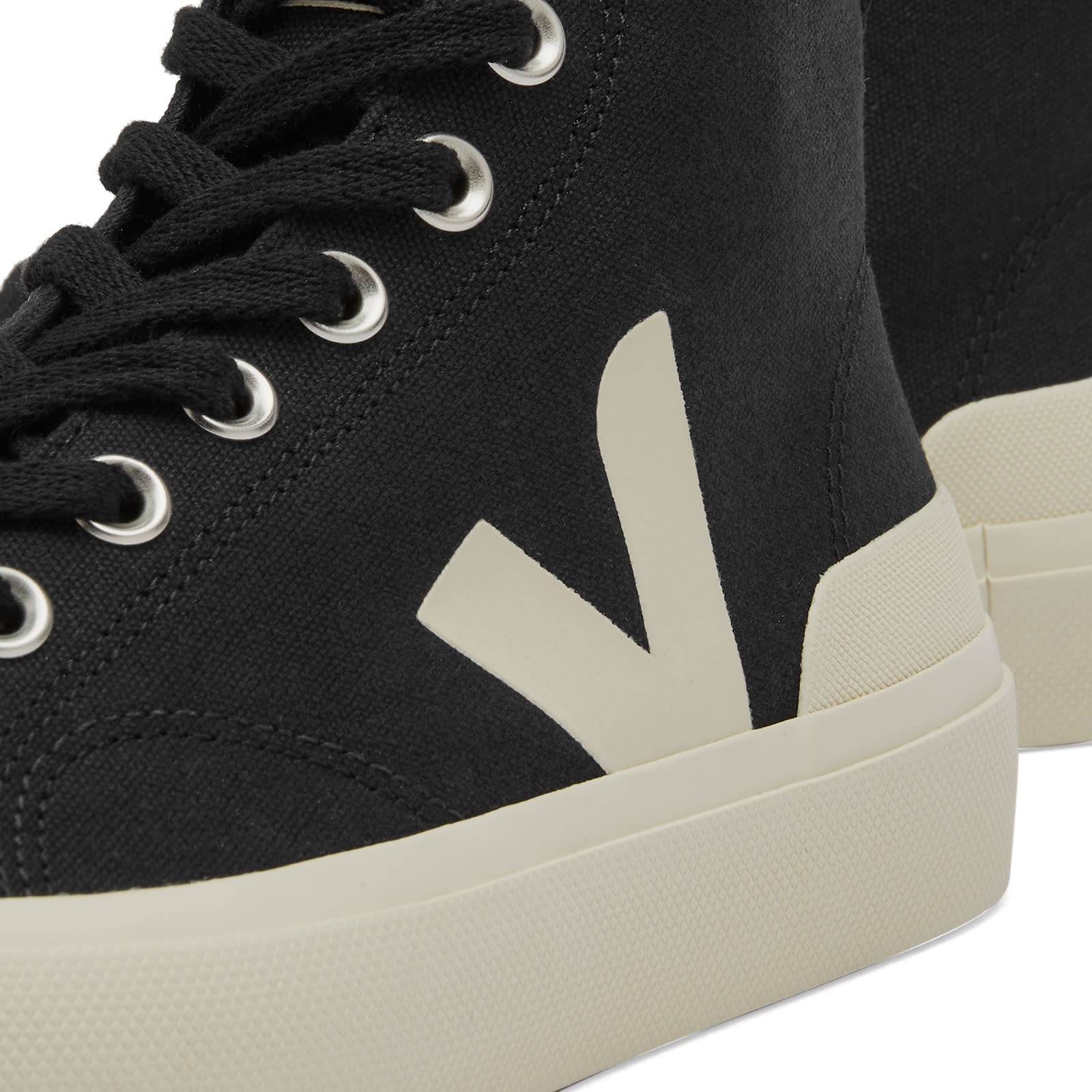 Veja Wata II Vegan Canvas Sneaker - 3