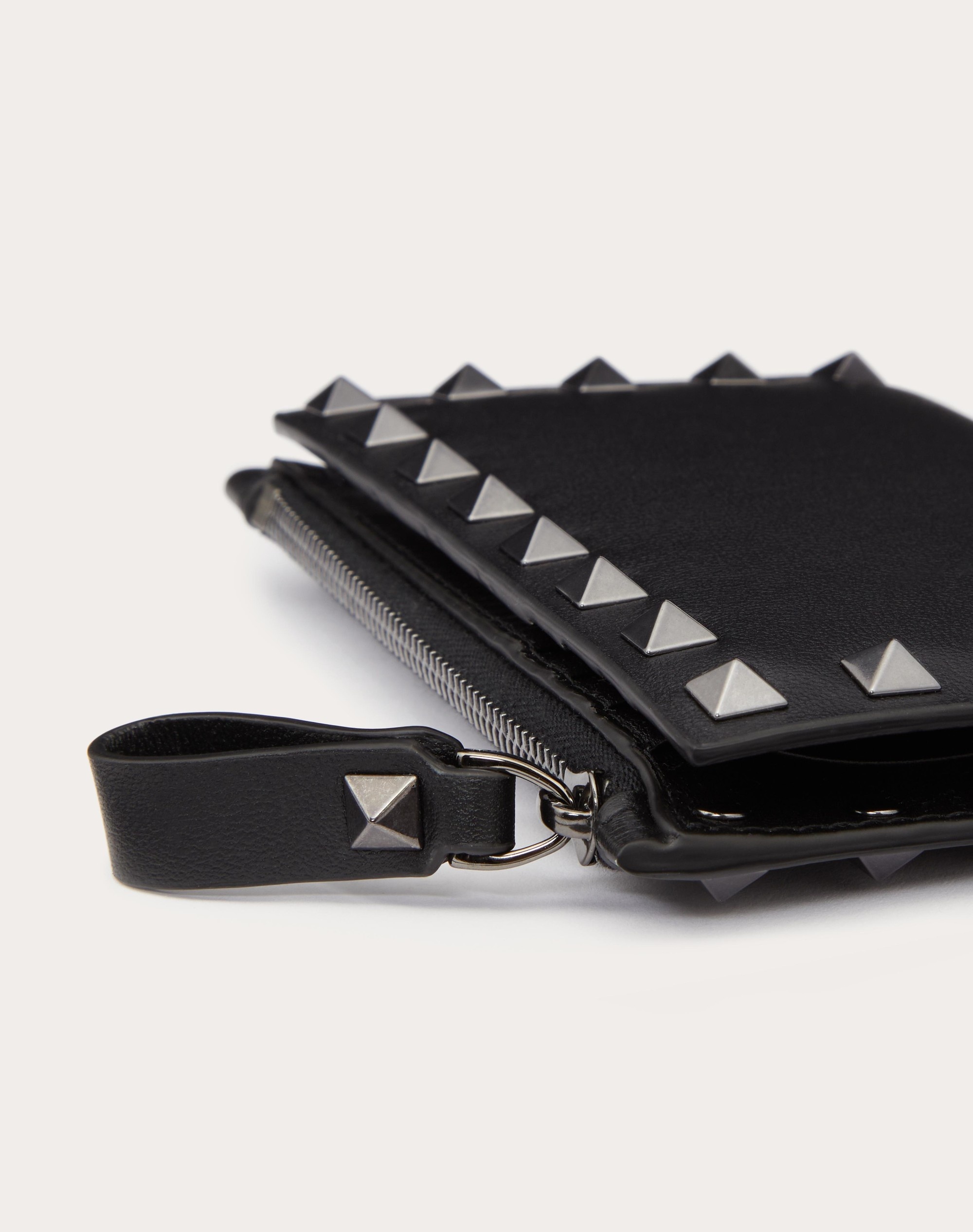 ROCKSTUD CALFSKIN CARDHOLDER WITH ZIP - 2