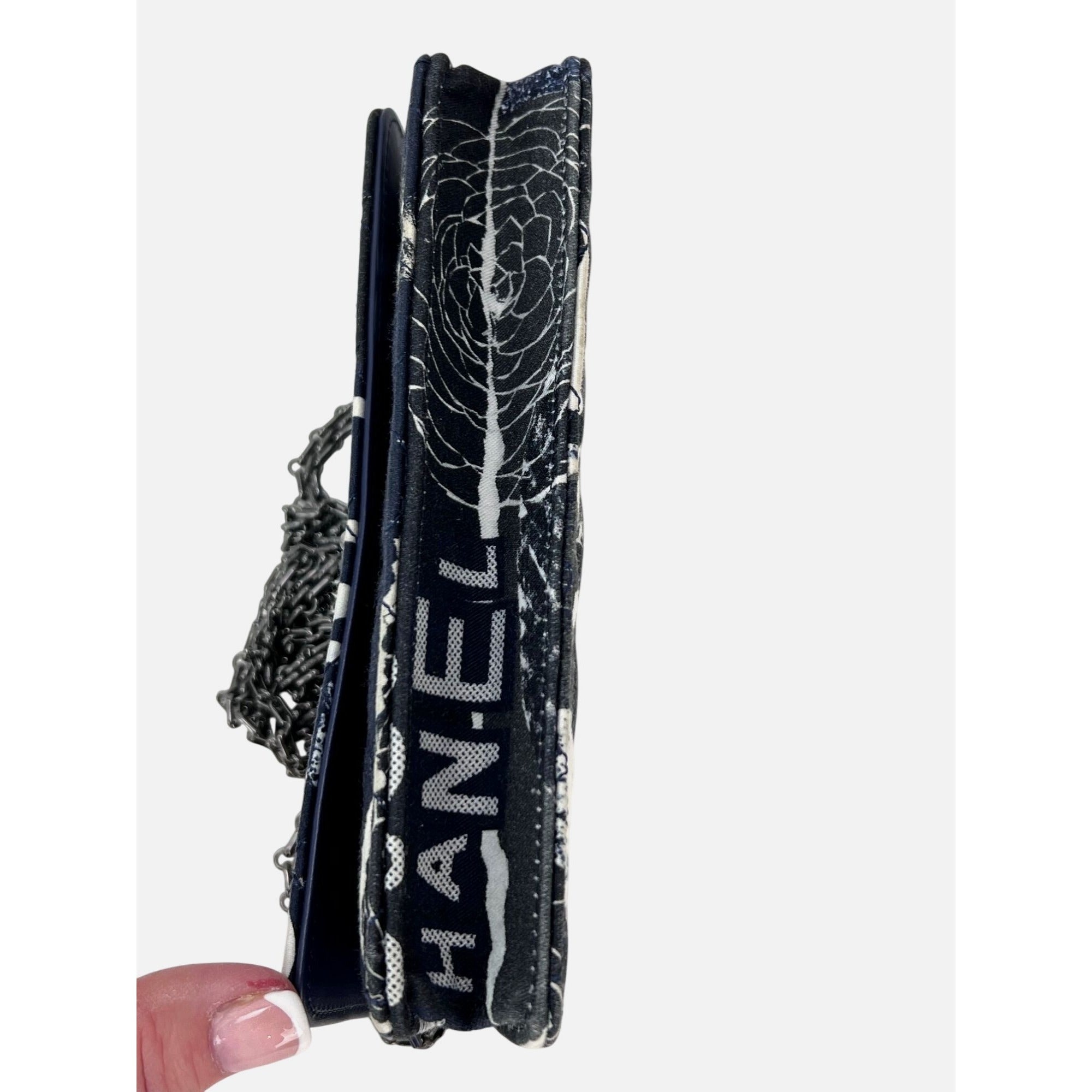 Chanel Reissue 2.55 Quilted Printed Canvas Limited Edition Wallet on a Chain Clutch RARE - 3