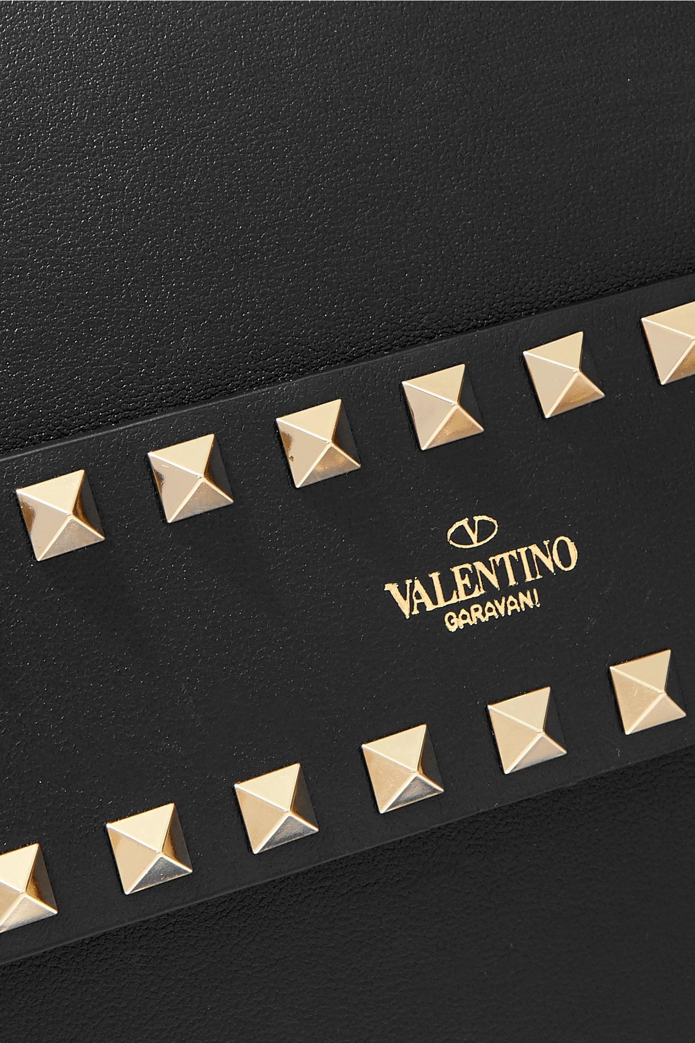 Valentino Garavani Rockstud leather clutch - 4