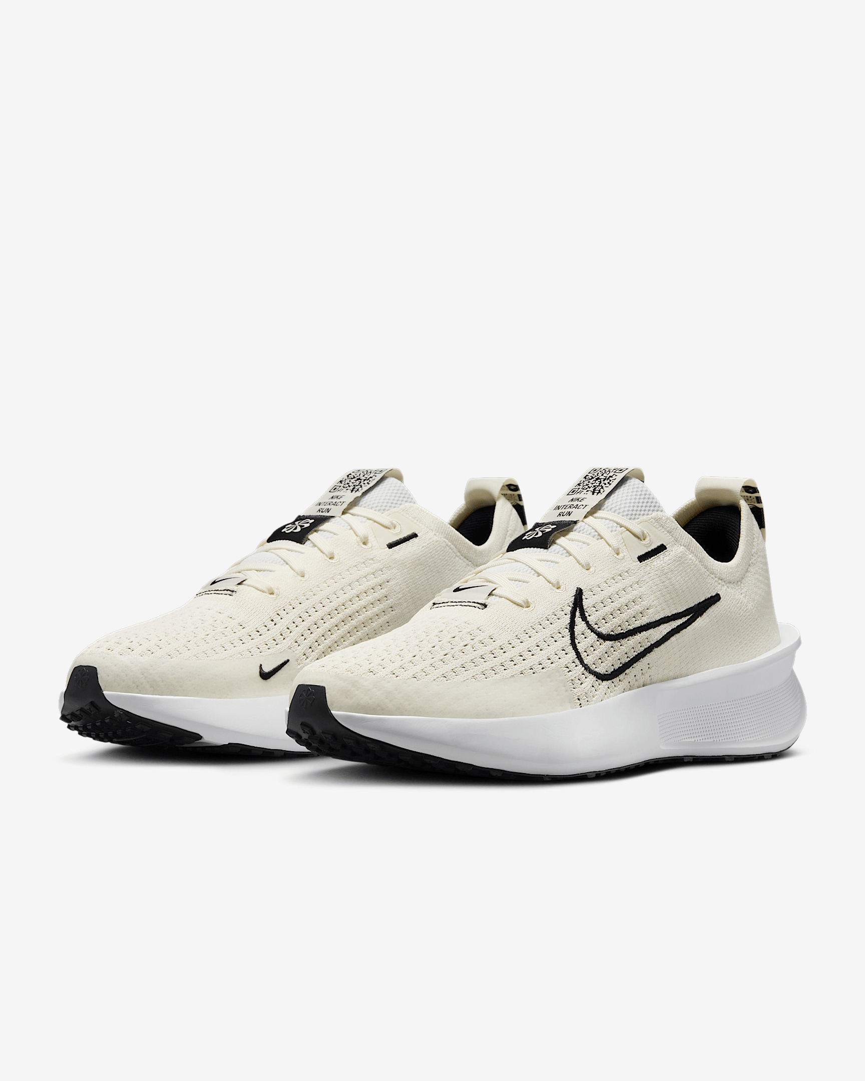 Nike Interact Run Women's Road Running Shoes - 5