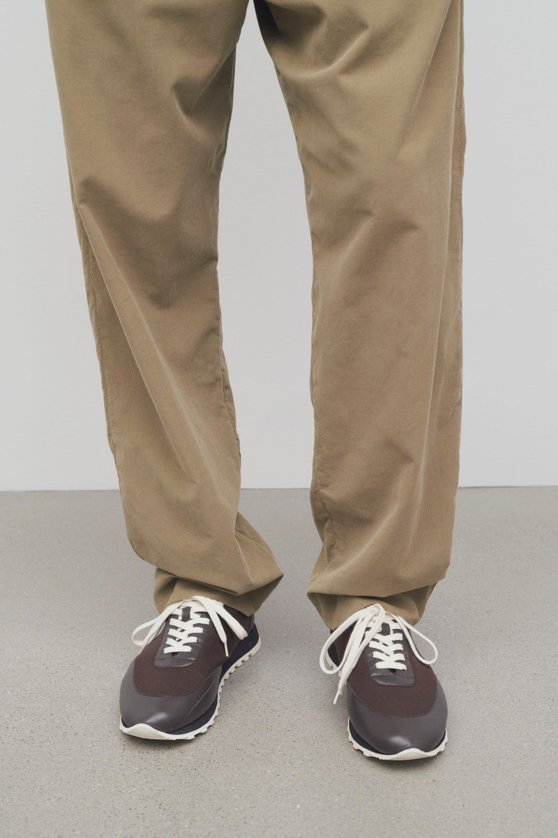 Ando Pant in Corduroy 6