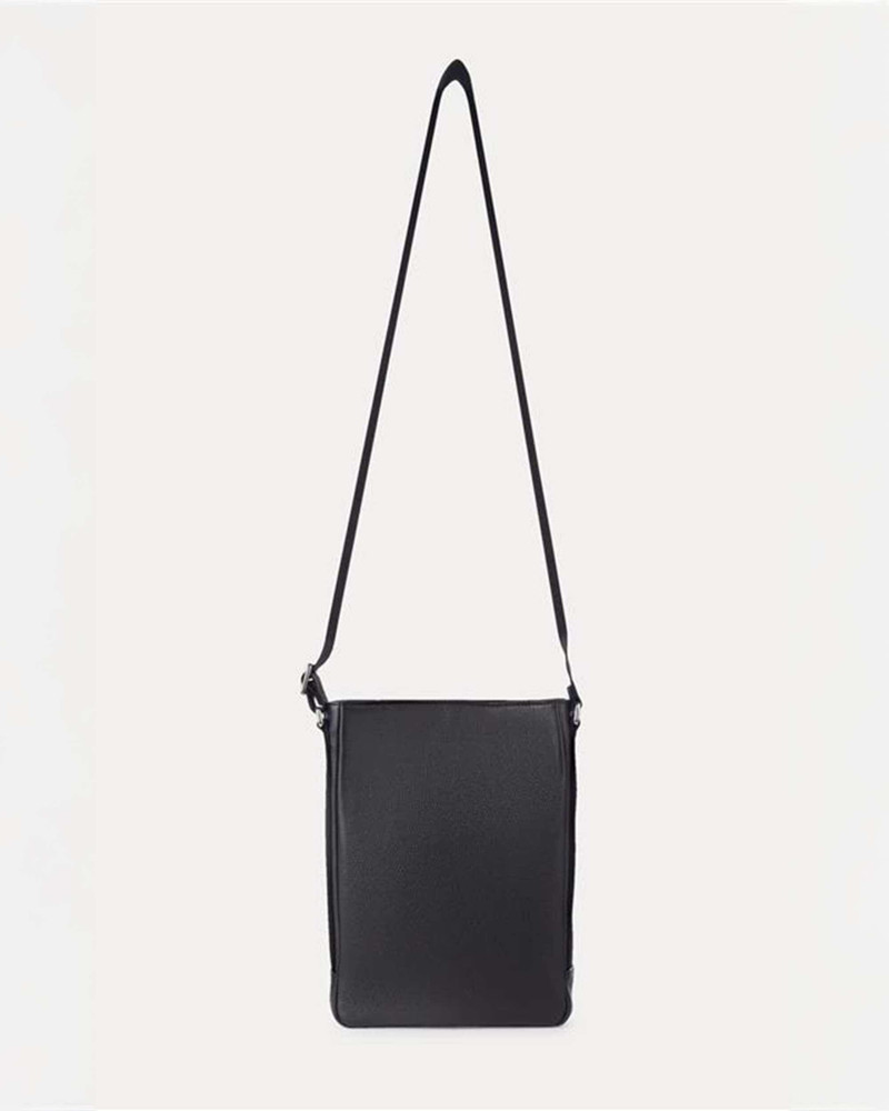DECAIRE LEATHER BAG 3
