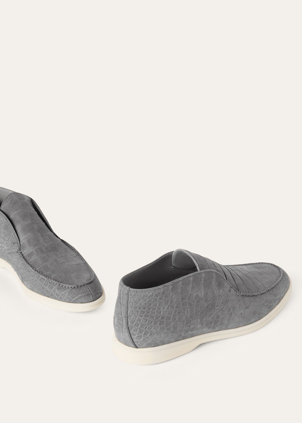 Open Walk Chukka Boots - 6