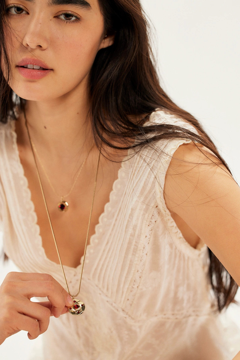 Relic Pendant Necklace 1