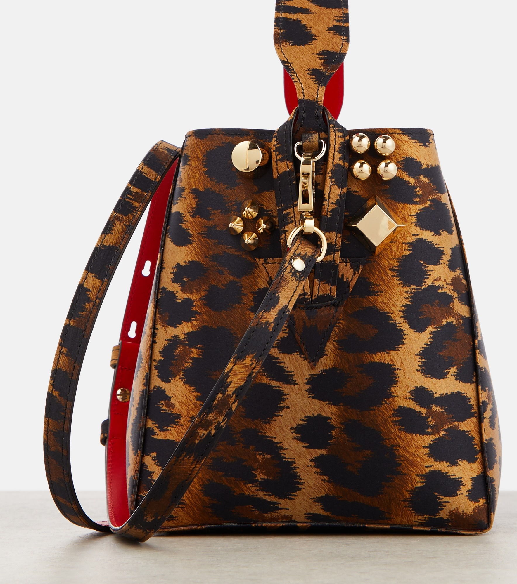 Cabachic Mini satin bucket bag - 6
