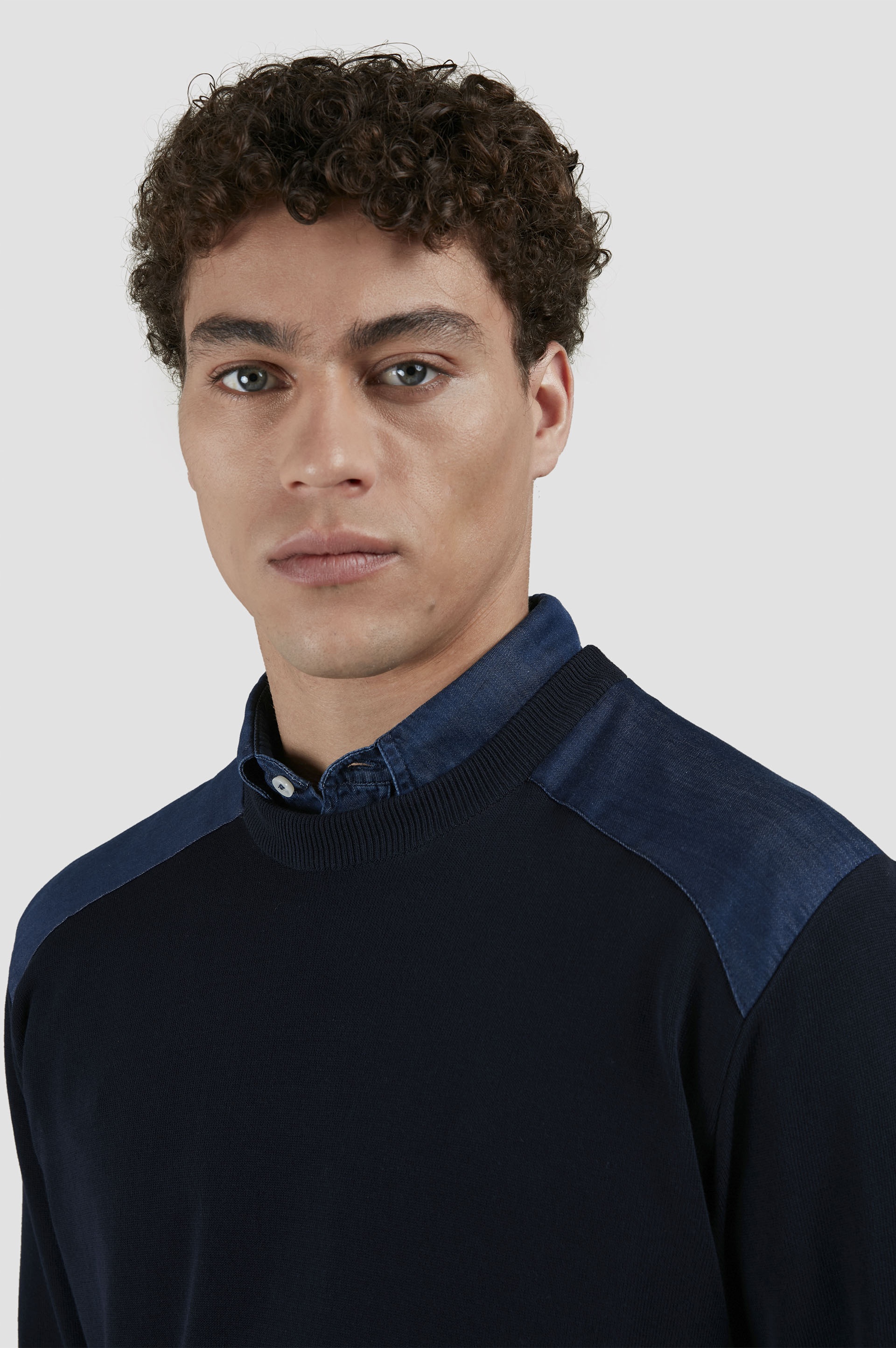 FRESCO COTTON CREWNECK SWEATER WITH DENIM DETAILS - 4