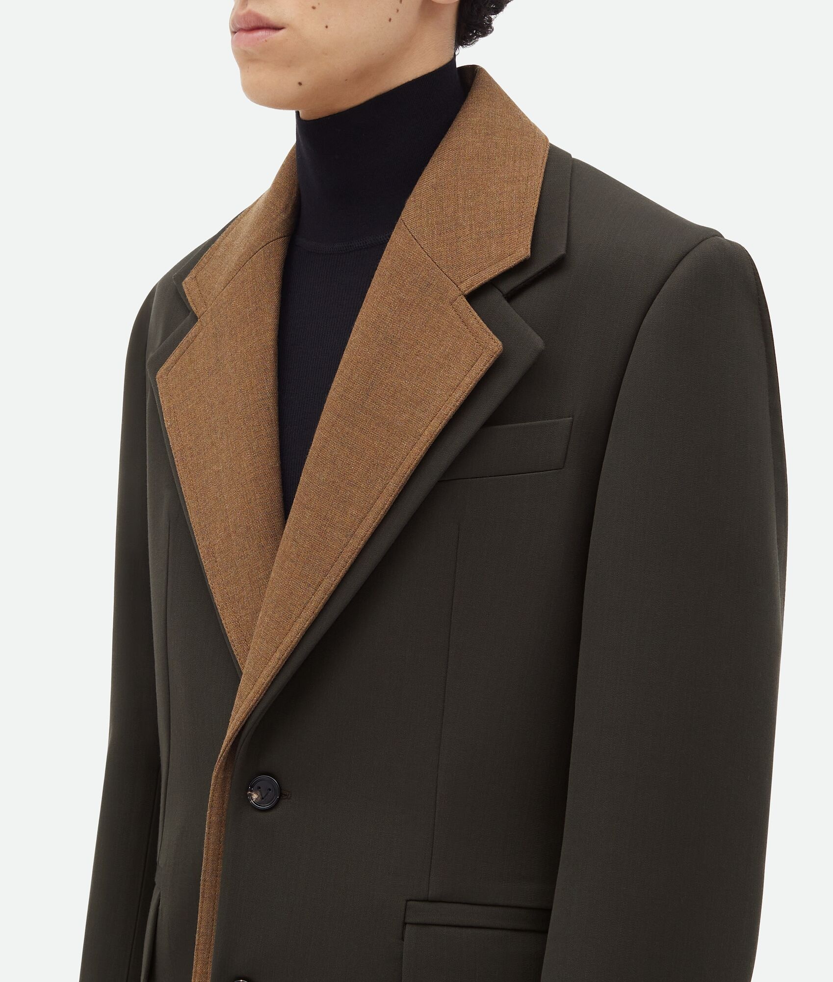 Wool Jacket With Contrasting Collar - 4