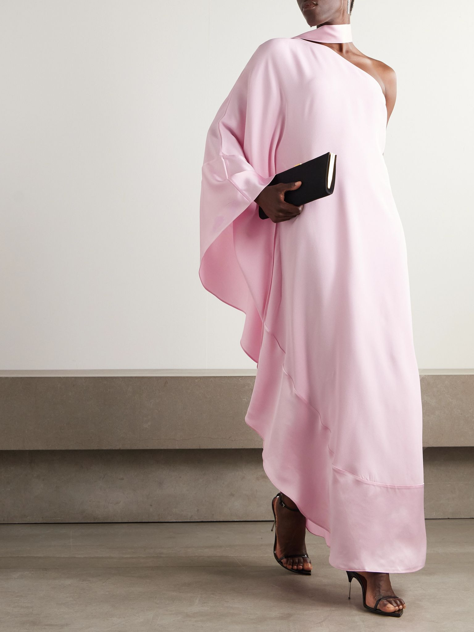 Olympia one-sleeve satin-trimmed crepe gown Pink - 2