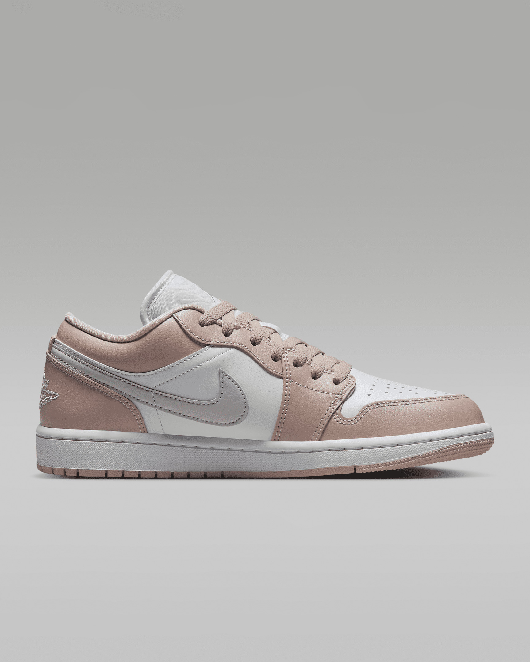Air Jordan 1 Low Women's Shoes - 3